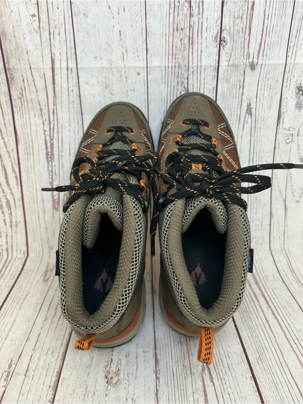 Vasque Monolith Ultradry Waterproof Durable Outdoor Hiking Mens 10 M Boots